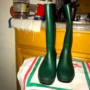 Barley worn rain boots 👢 by seven colors size 7